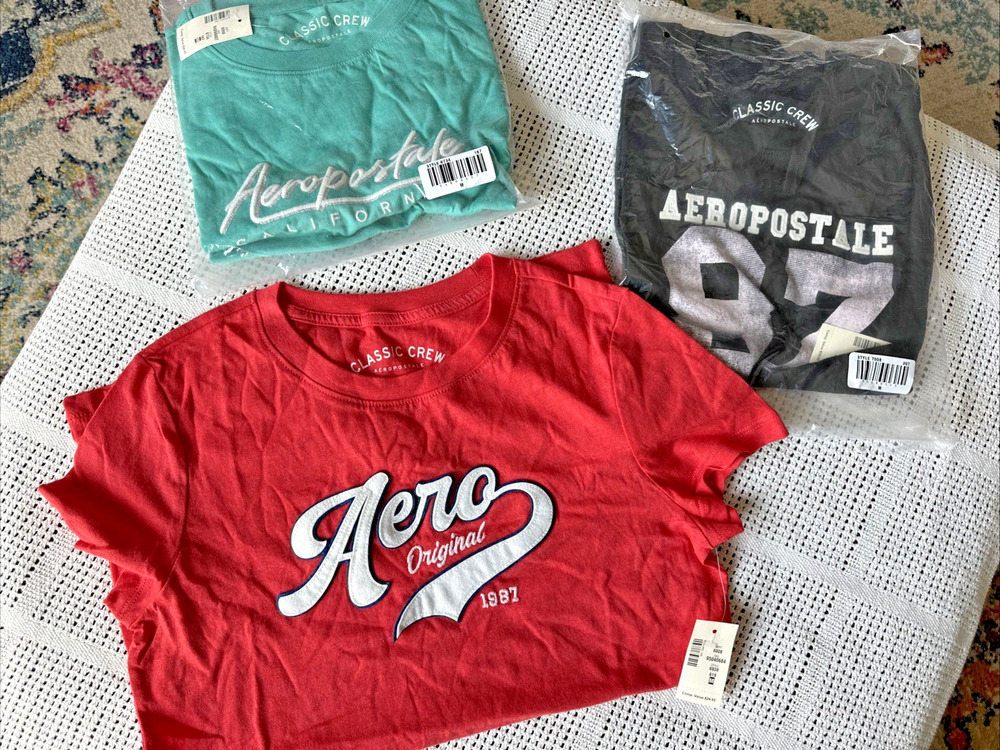 Aeropostale Women’s T-Shirts Lot of 3 Size M Classic Crew Graphic Tees New Tags